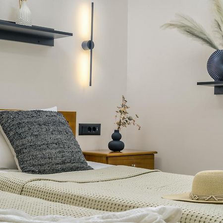 Rivulet Apartments ลากานาส ภายนอก รูปภาพ
