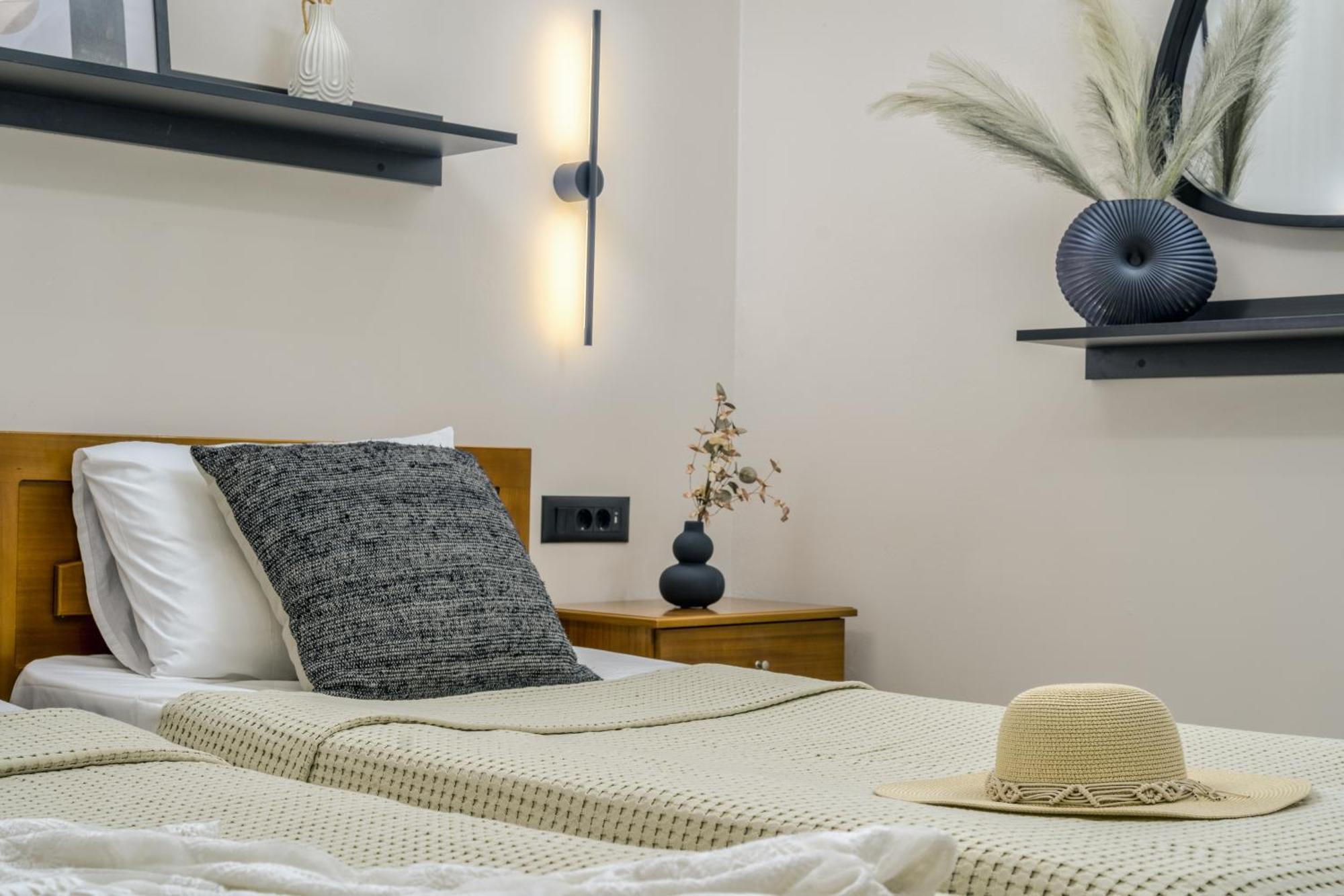 Rivulet Apartments ลากานาส ภายนอก รูปภาพ
